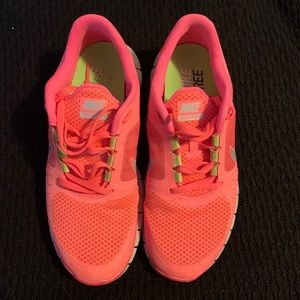 Nike Free Run 5.0 - Coral